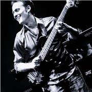 Docente di musica per chitarra, basso elettrico, contrabbasso, pianoforte e teoria